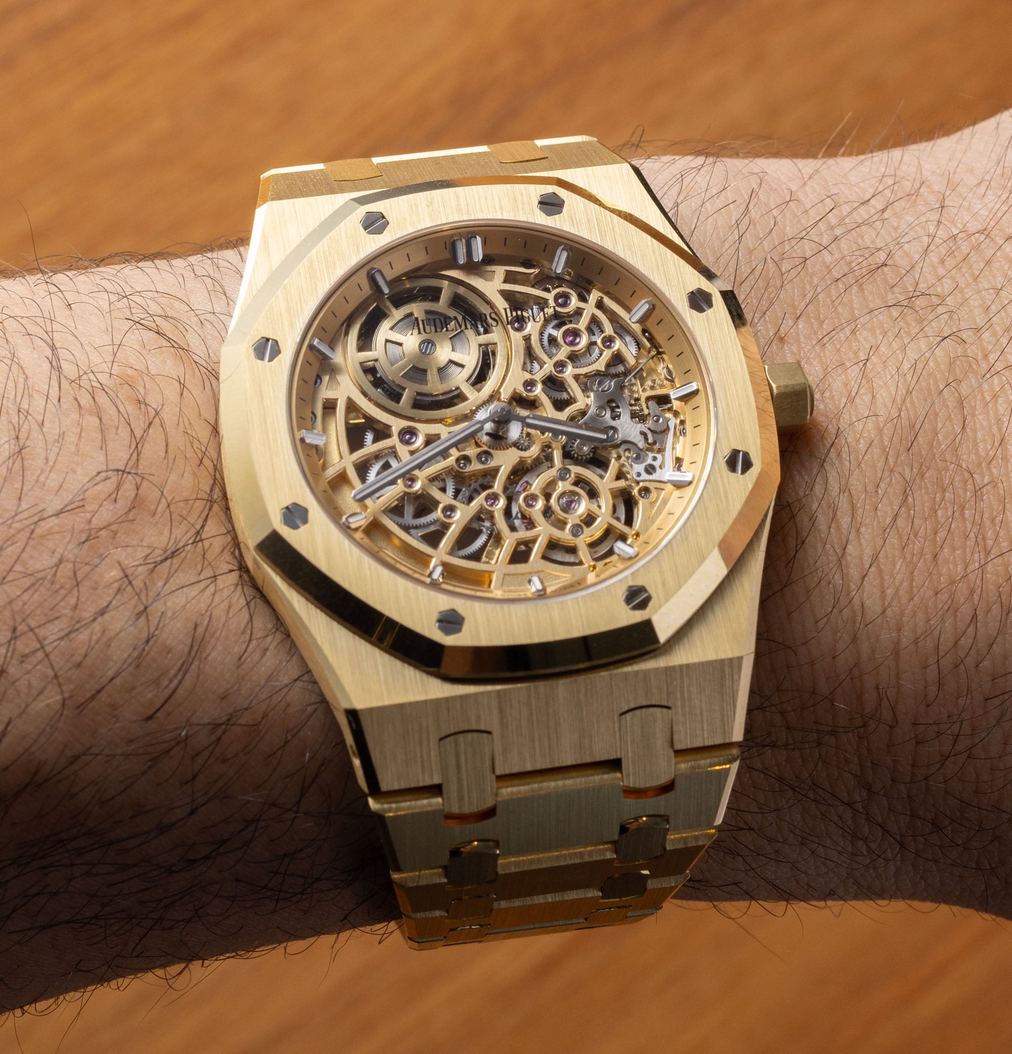 Audemars Piguet Royal Oak 39mm: Iconic Design & Timeless Elegance