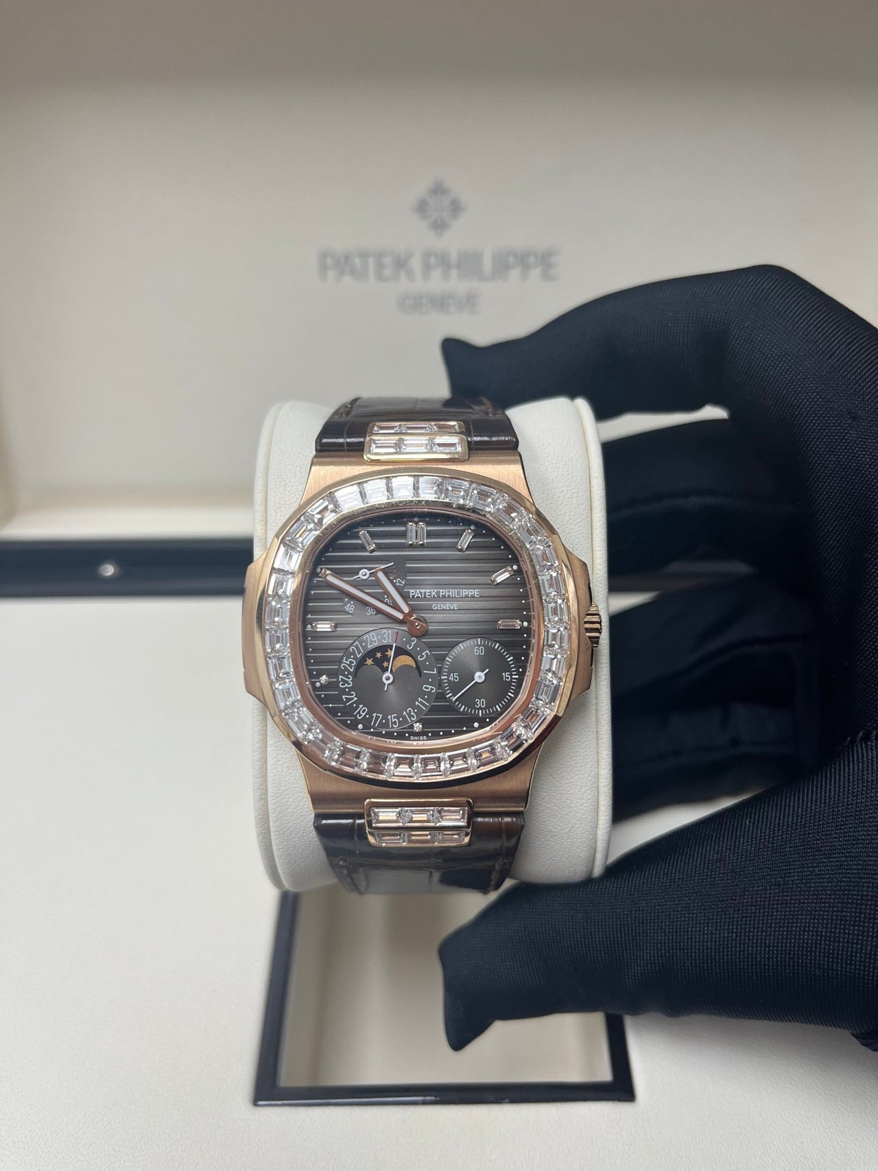 Patek Philippe 5724 Review: A Timeless Luxury Watch in Rose Gold