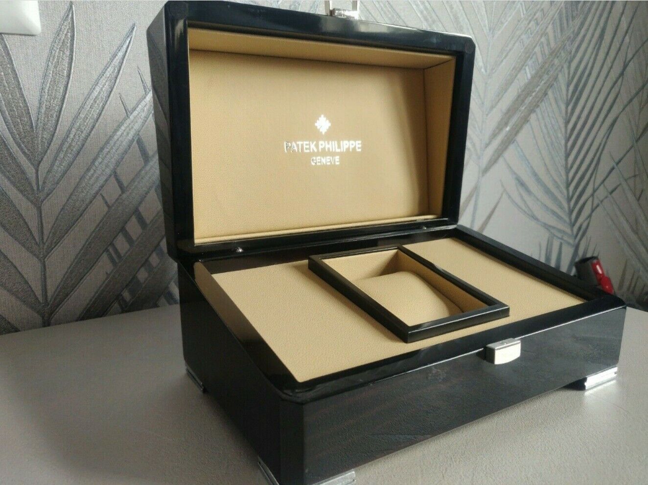 Patek Philippe Watch Box Collection: Premium Storage for Your Timepiece