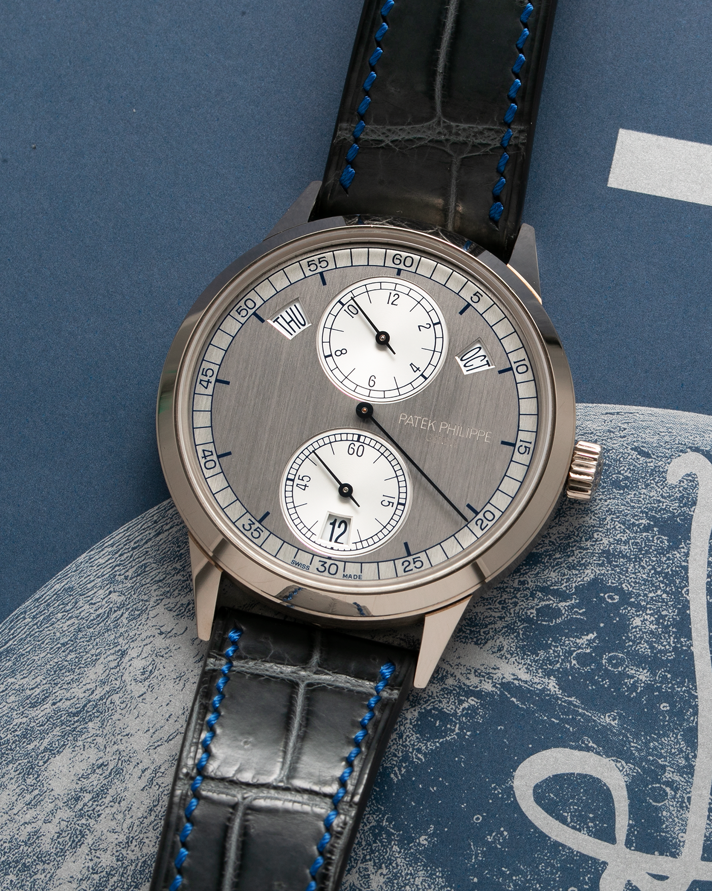 Discover the Patek Philippe 5235G: Innovation in Watchmaking with Regulator and Annual Calendar