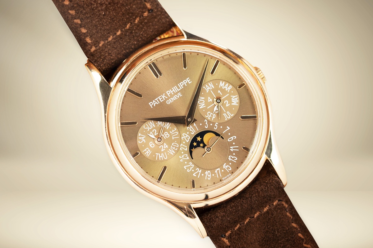 Patek Philippe Geneve Gold: A Timeless Investment in Luxury Watches