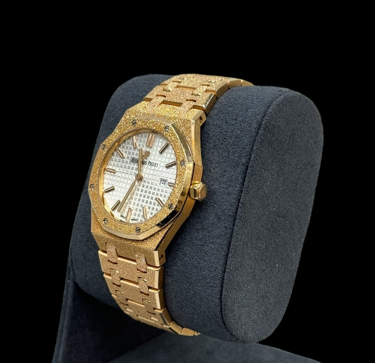 Audemars Piguet Royal Oak Ladies Watch: Unmatched Craftsmanship and Style