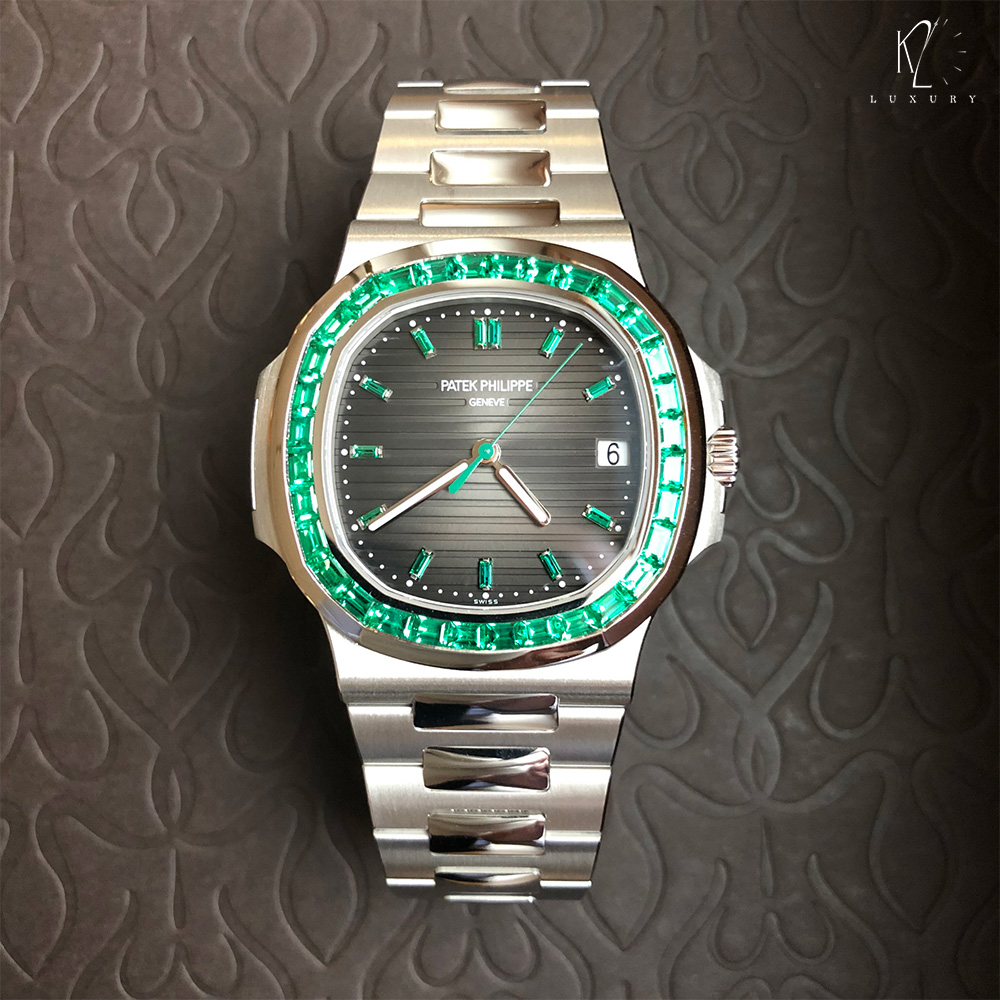 Patek Philippe Emerald Nautilus: A Prestigious Watch for Collectors