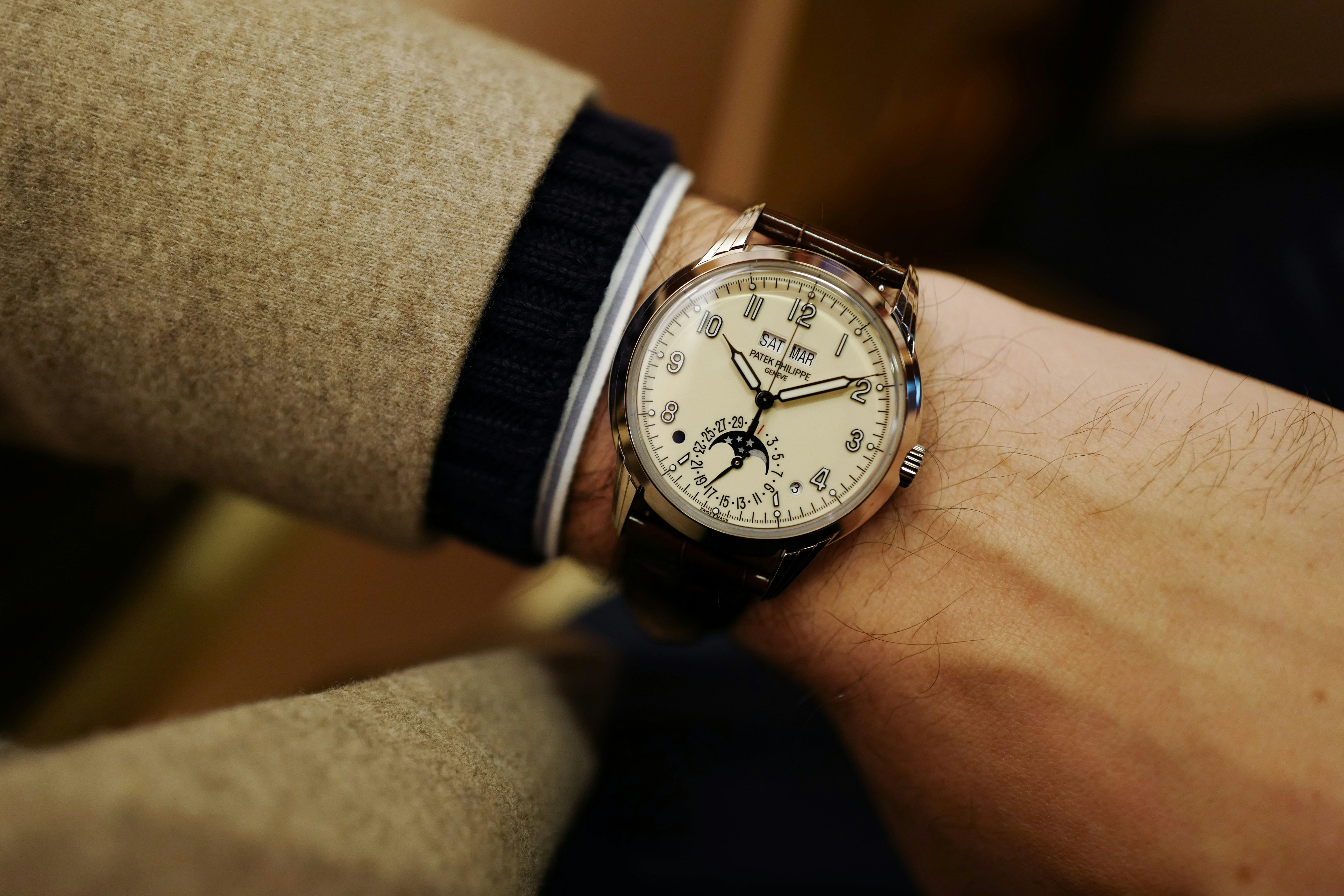 Patek Philippe 5320G Review: A Classic White Gold Timepiece