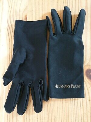 Discover Premium Audemars Piguet Gloves – Perfect for Style and Comfort