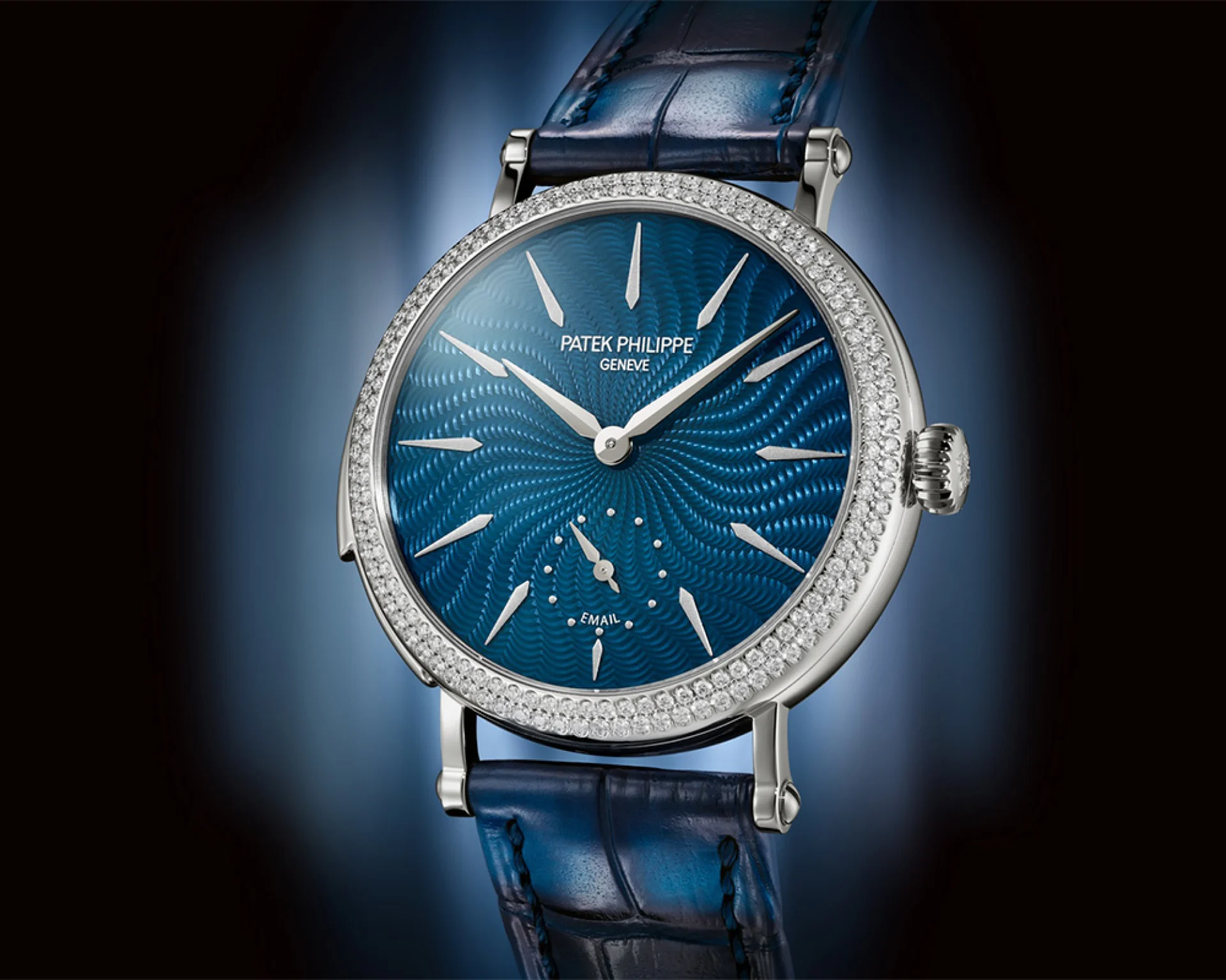 Discover Patek Philippe Womens Calatrava: Elegance Meets Craftsmanship