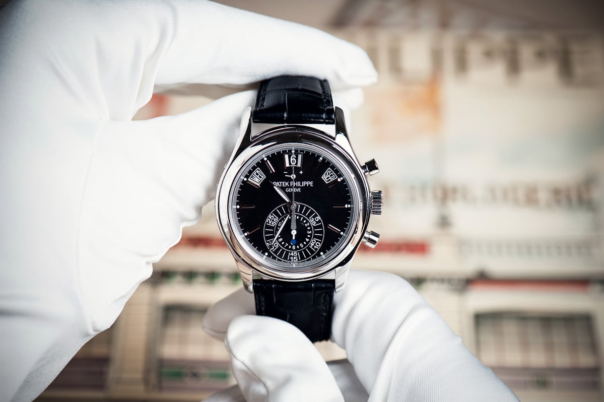 Patek Philippe 5960P: Platinum Annual Calendar Chronograph Watch Review