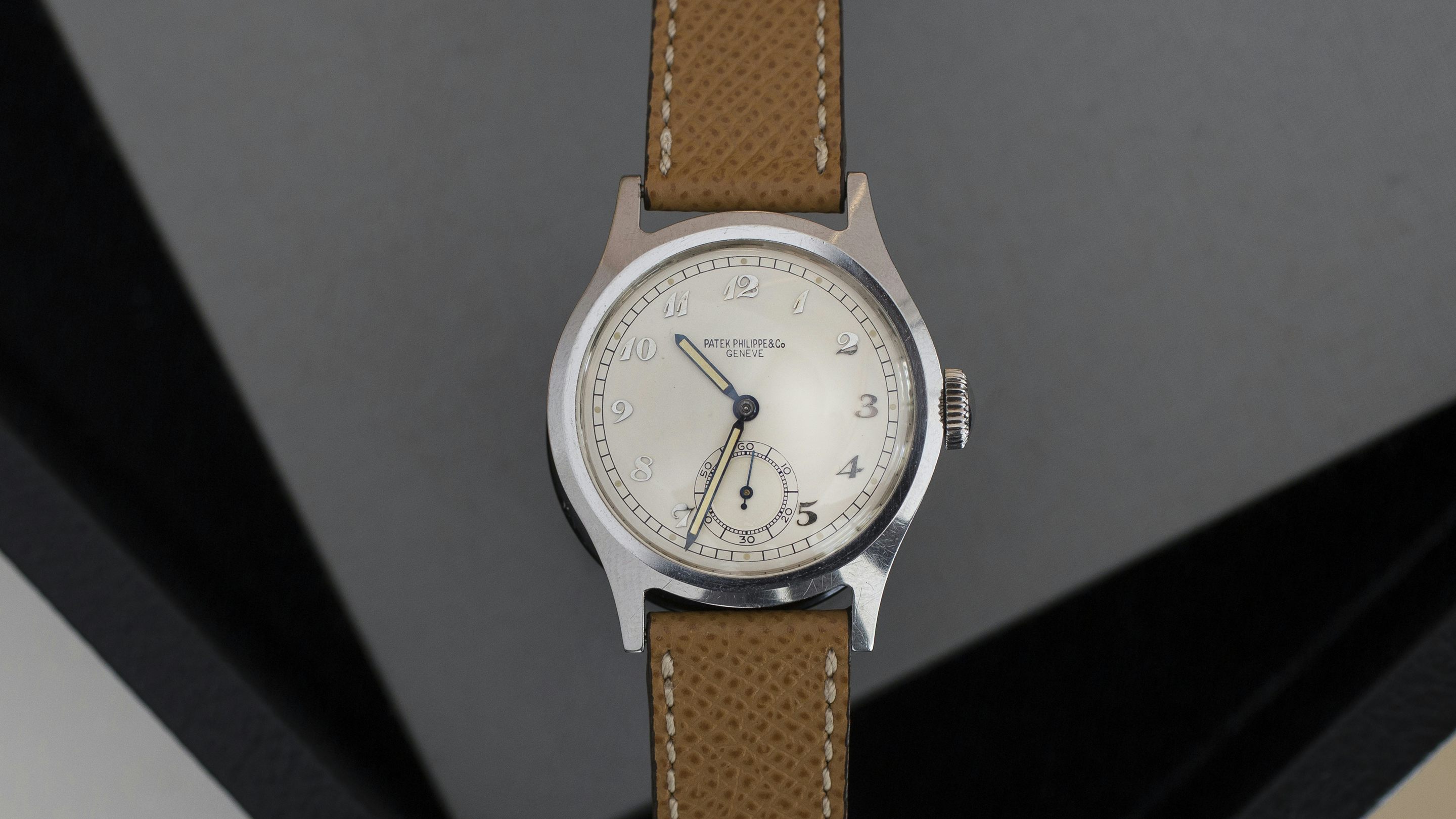 Patek Philippe Ref. 565 Review: 1942 Calatrava with Authentic Breguet Dial