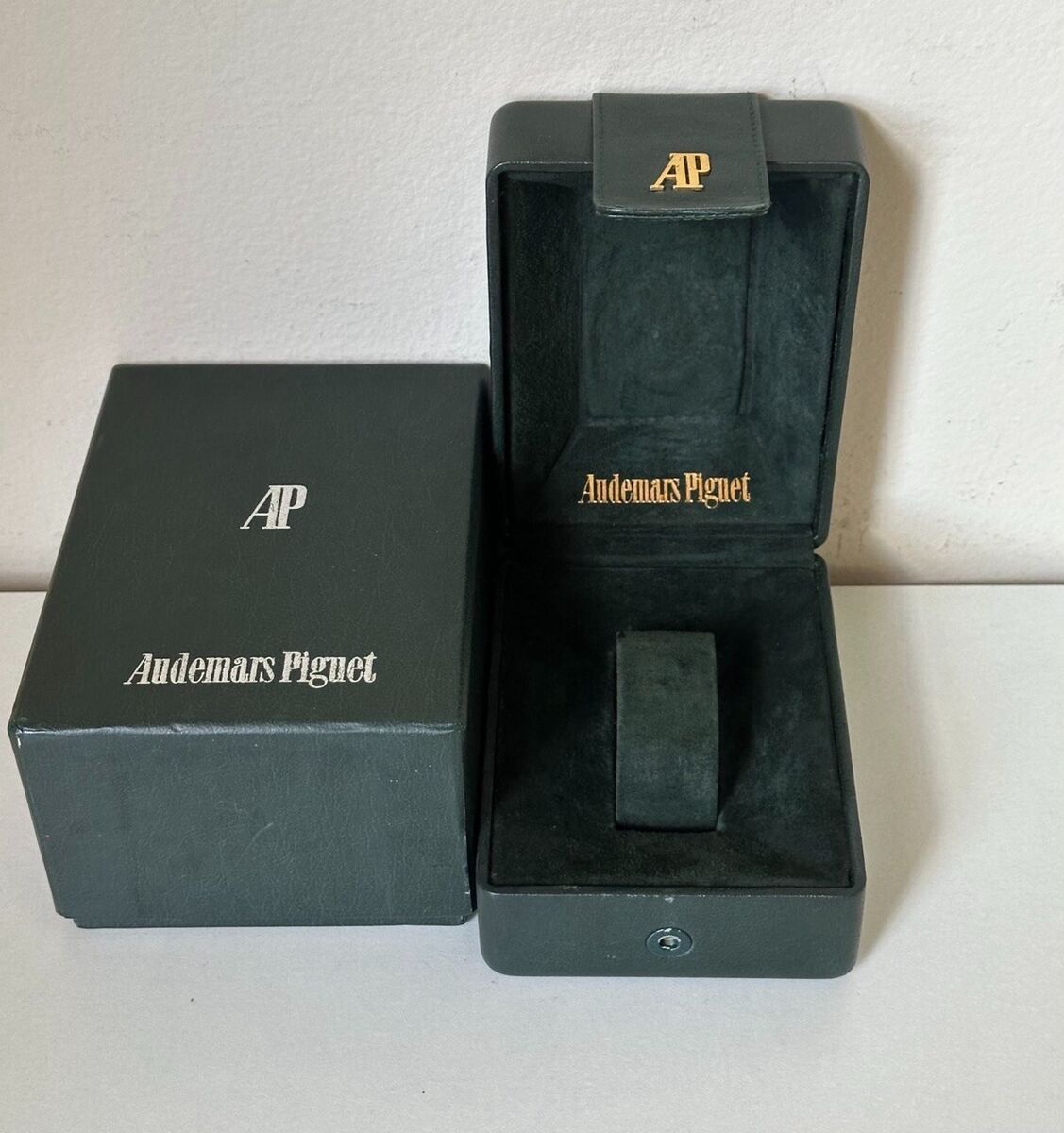 Find Authentic Audemars Piguet Watch Boxes & Cases Online | Best Deals