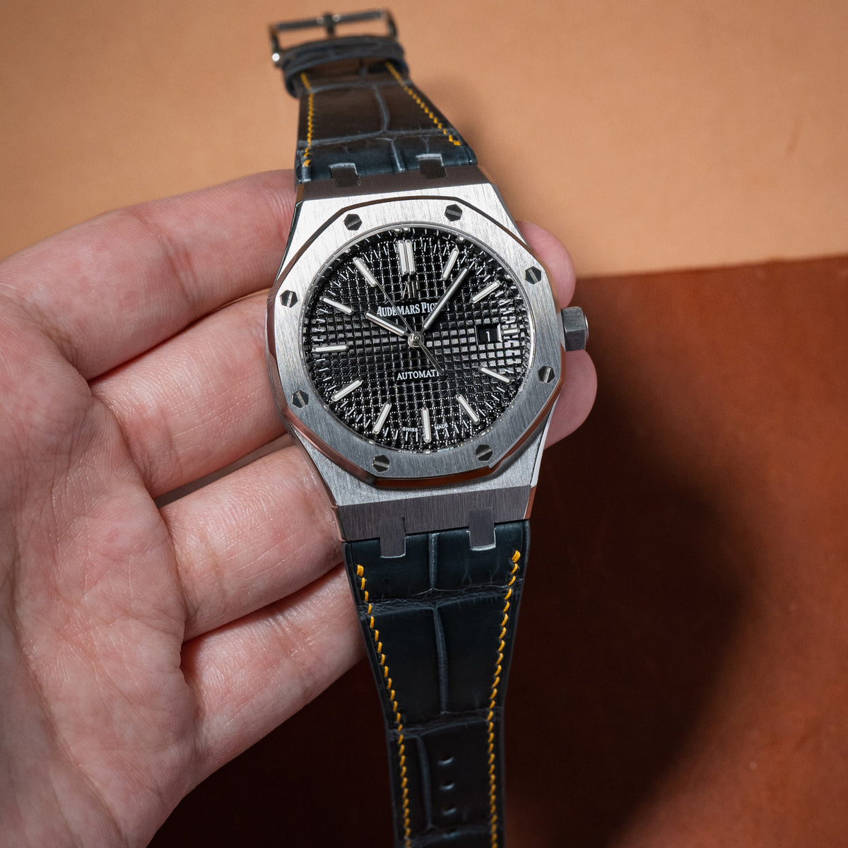 Upgrade Your Audemars Piguet Royal Oak with Stylish Leather Straps