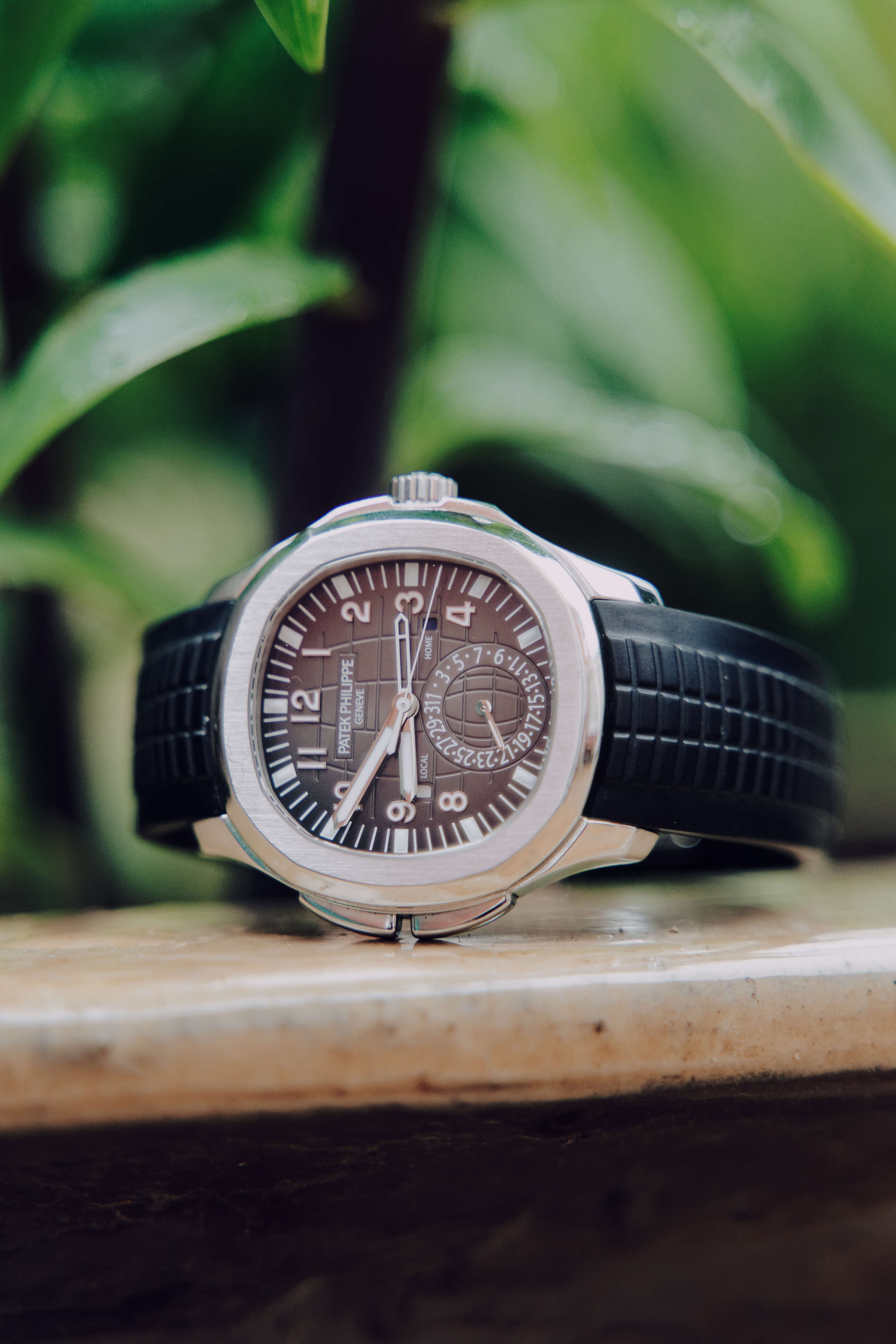 Patek Philippe 5164A: The Ultimate Aquanaut Travel Time Watch Review