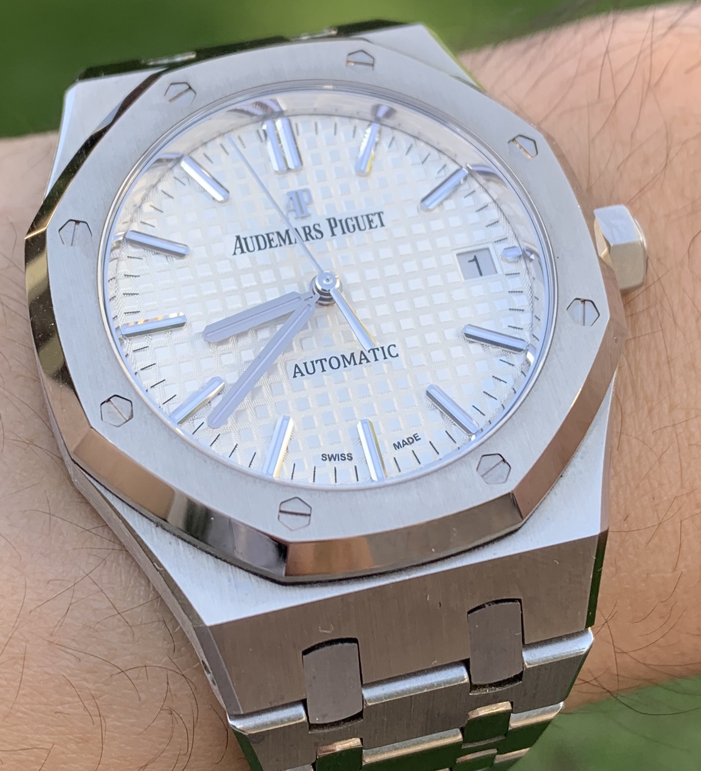 Audemars Piguet 15450 Review: Why the 37mm Royal Oak is a Must-Have