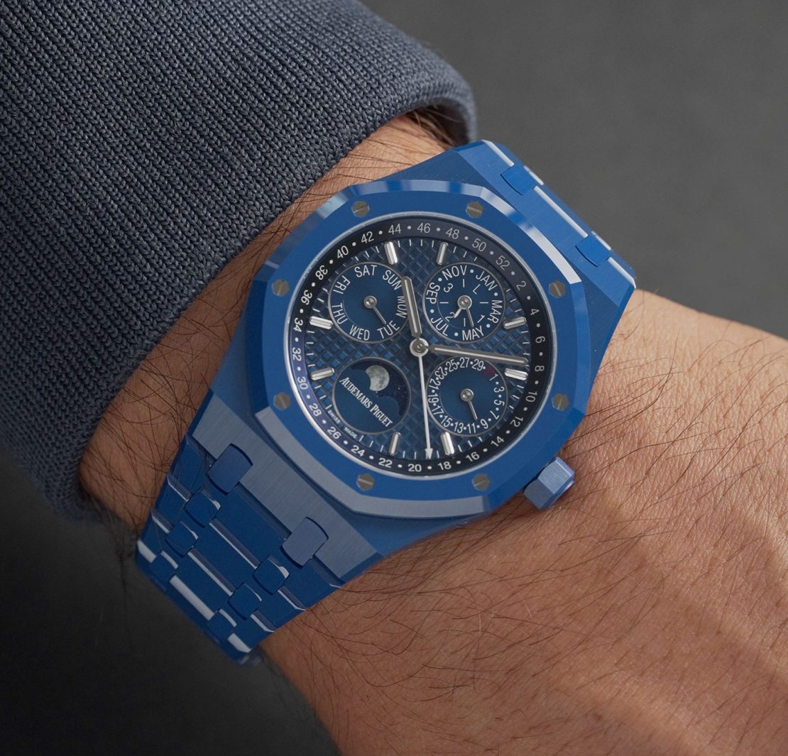 Audemars Piguet Blue Ceramic Royal Oak: A Luxury Timepiece for Collectors