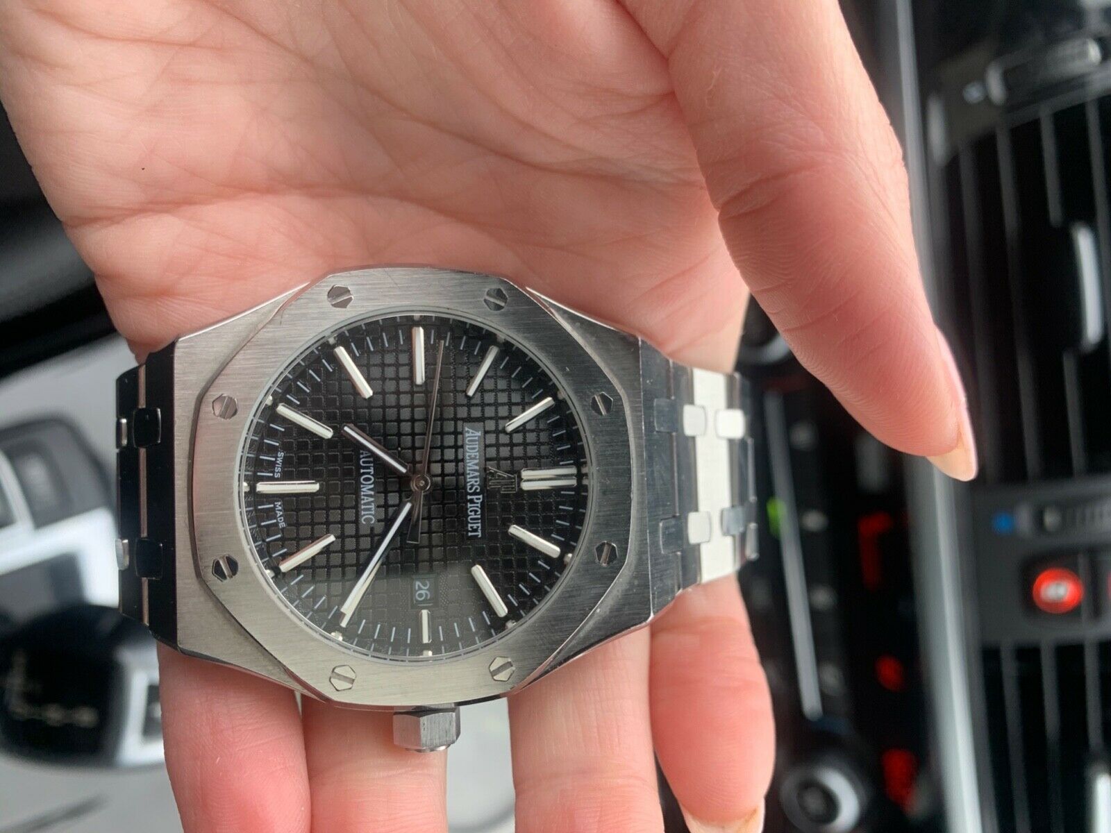 Discover Audemars Piguet N 0688: The Iconic Royal Oak Timepiece