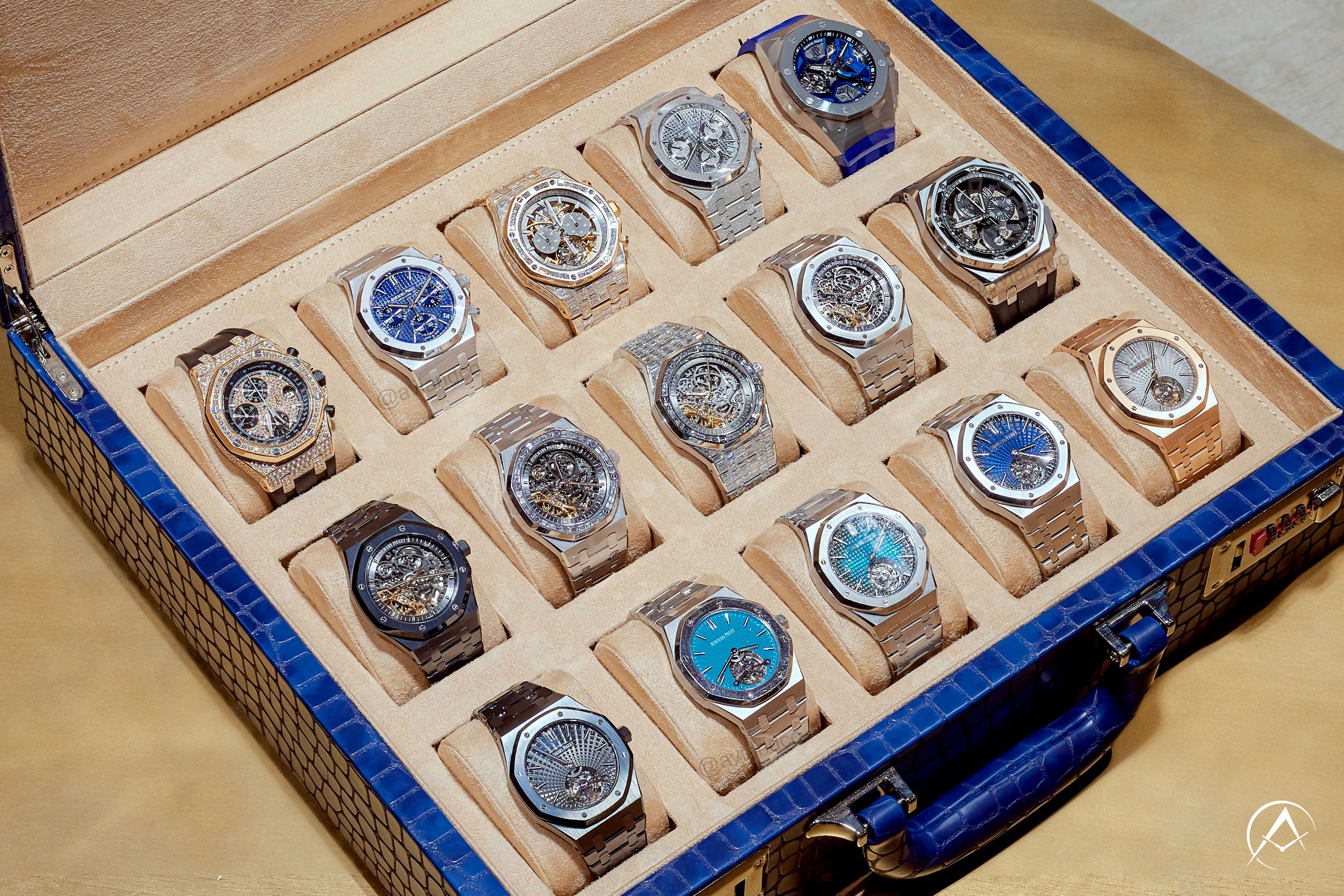 Explore Premium Audemars Piguet Watch Boxes - Secure Your Timepiece in Style