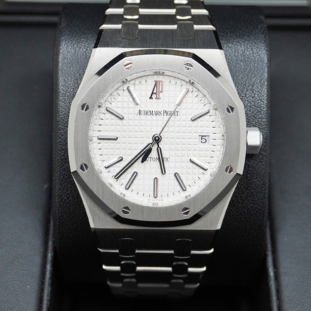 Audemars Piguet White Face Watches: Iconic Style and Superior Craftsmanship