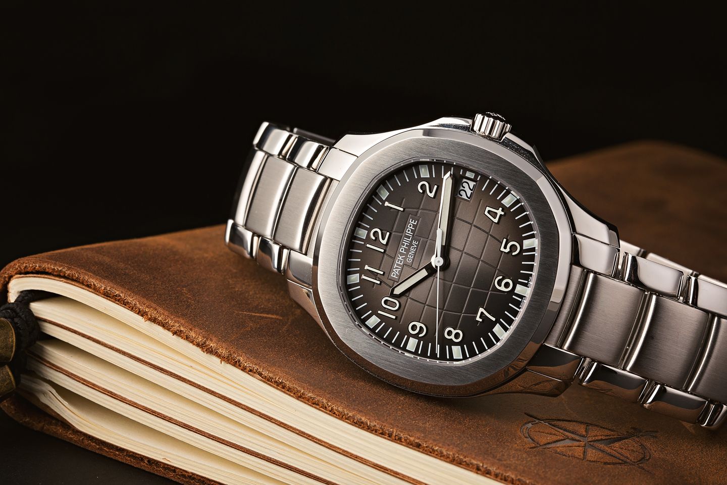 Why Patek Philippe Aquanaut Womens is a Smart Investment for Watch Enthusiasts