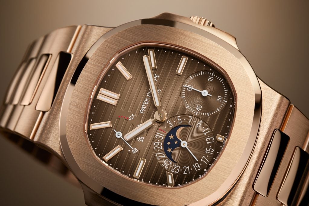 Explore Patek Philippe 5711 Rose Gold – Iconic Design & Premium Craftsmanship