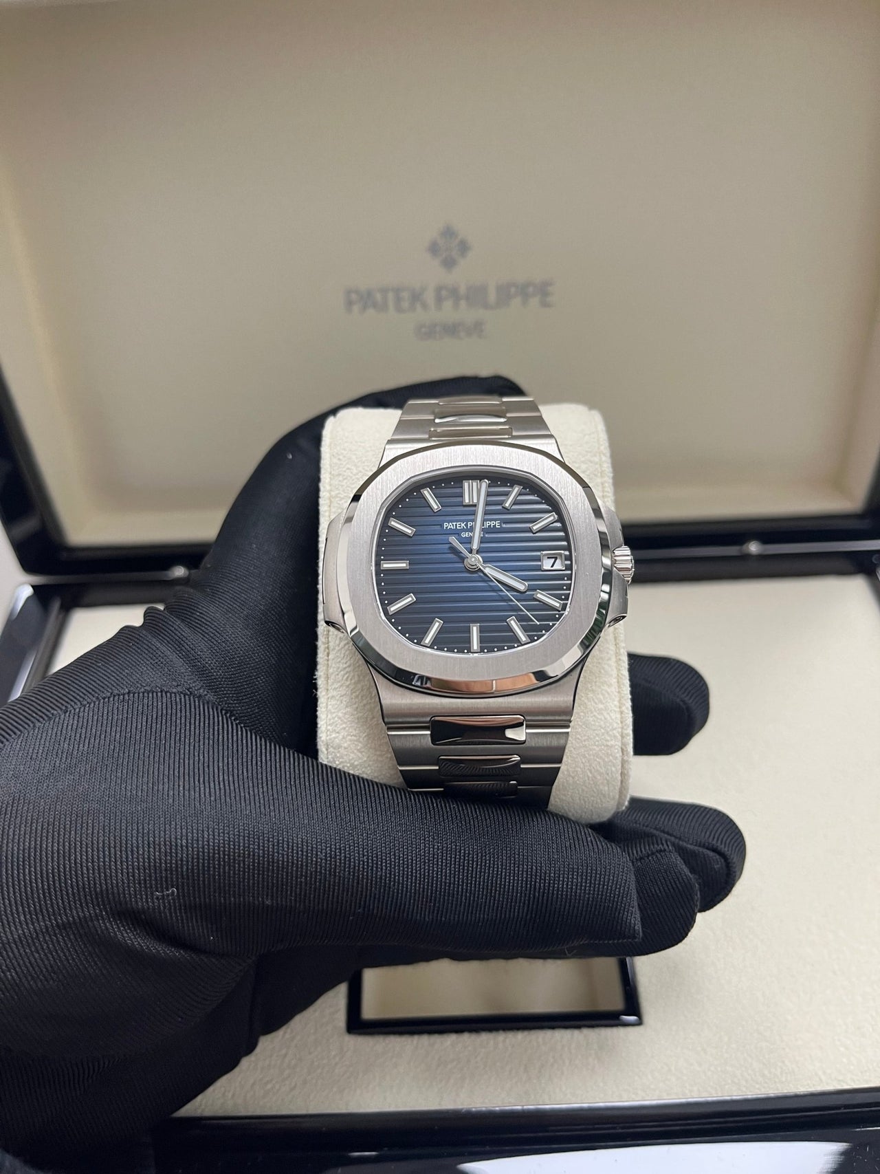 Patek Philippe Blue Dial Watches: A Timeless Icon of Luxury