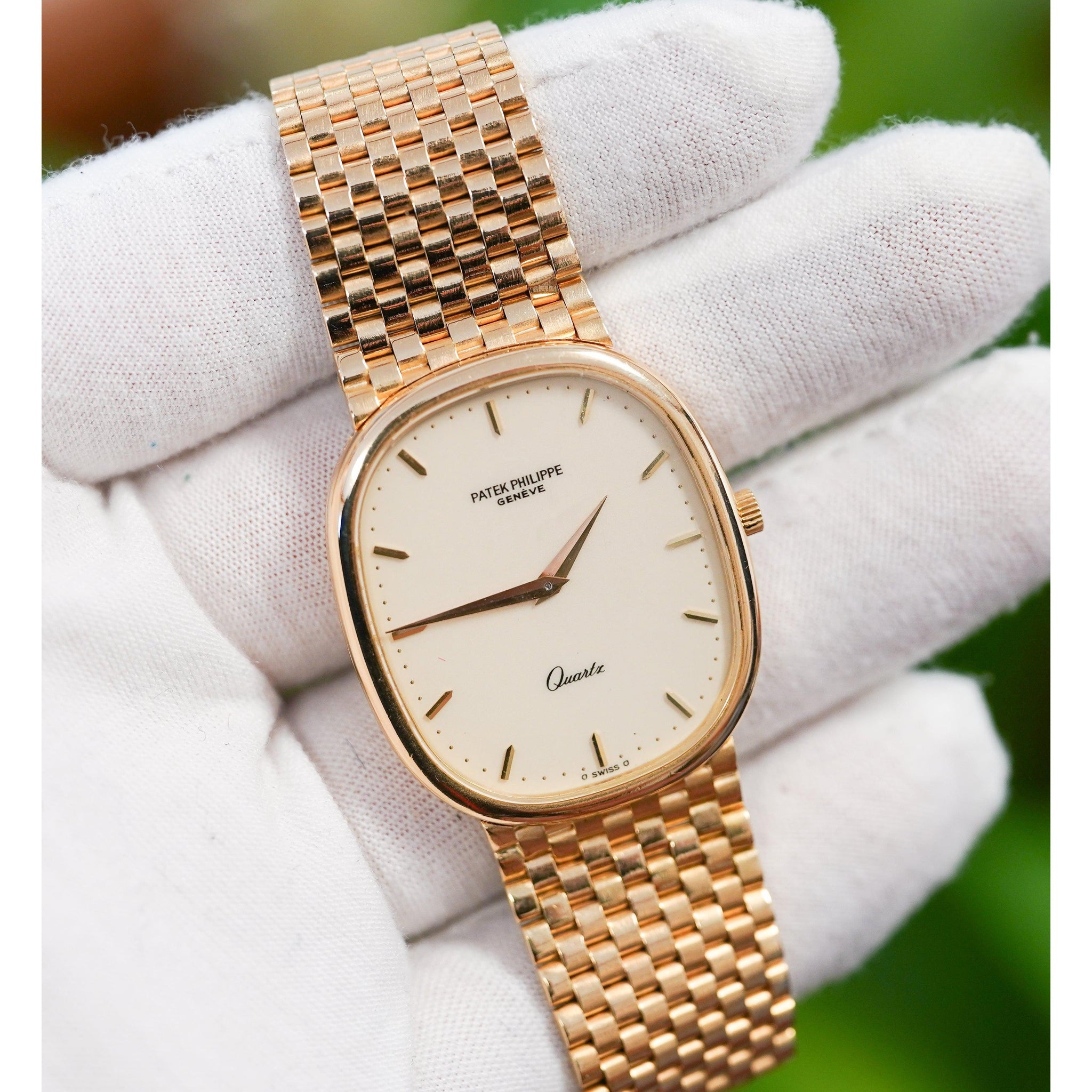 Buy Vintage Patek Philippe Gold Watches: Classic Pieces for Investment