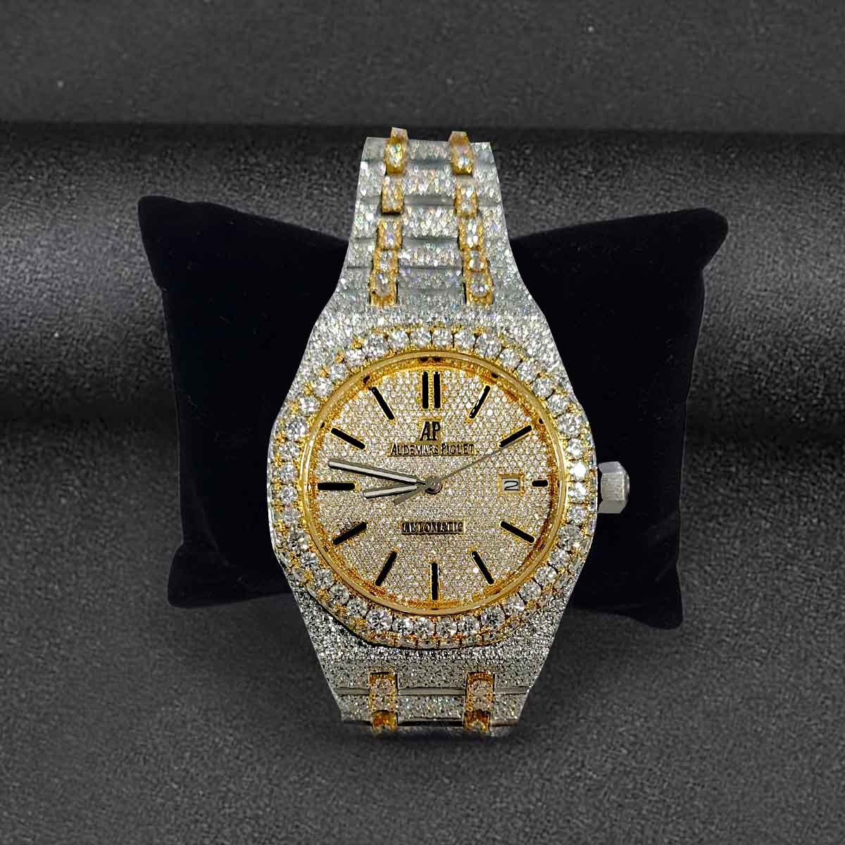 audemars piguet moissanite