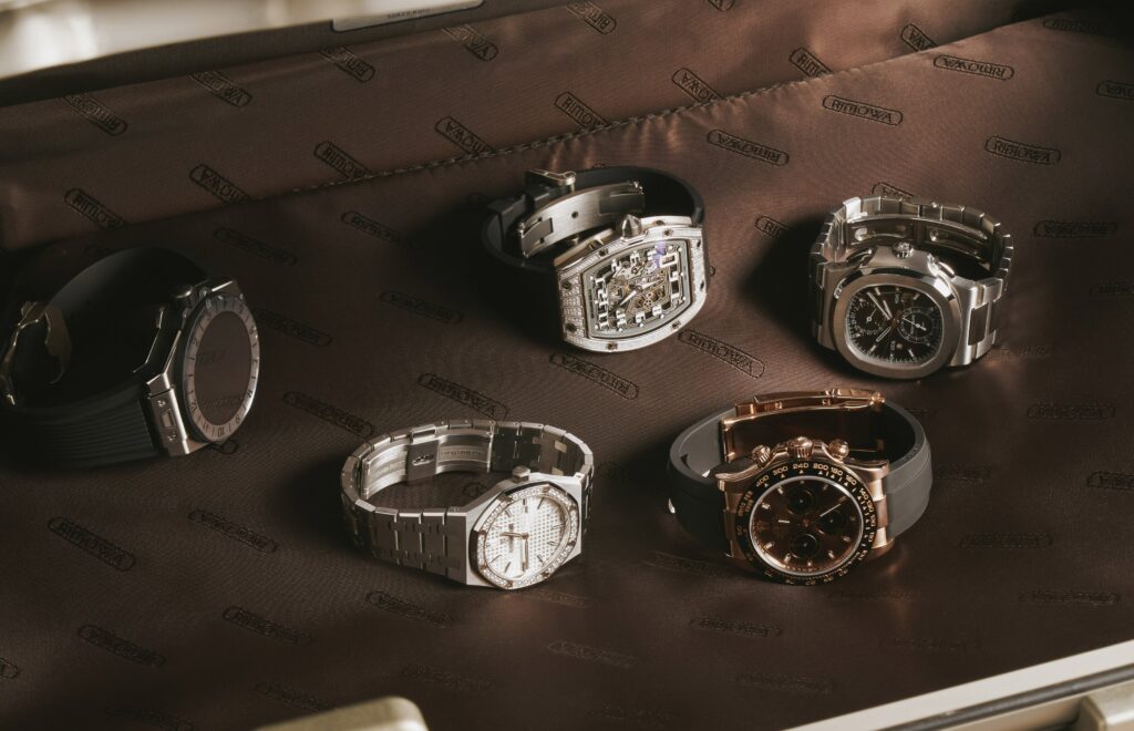 Explore Patek Philippe Vintage Watch Collection: Timeless Luxury & Classic Designs