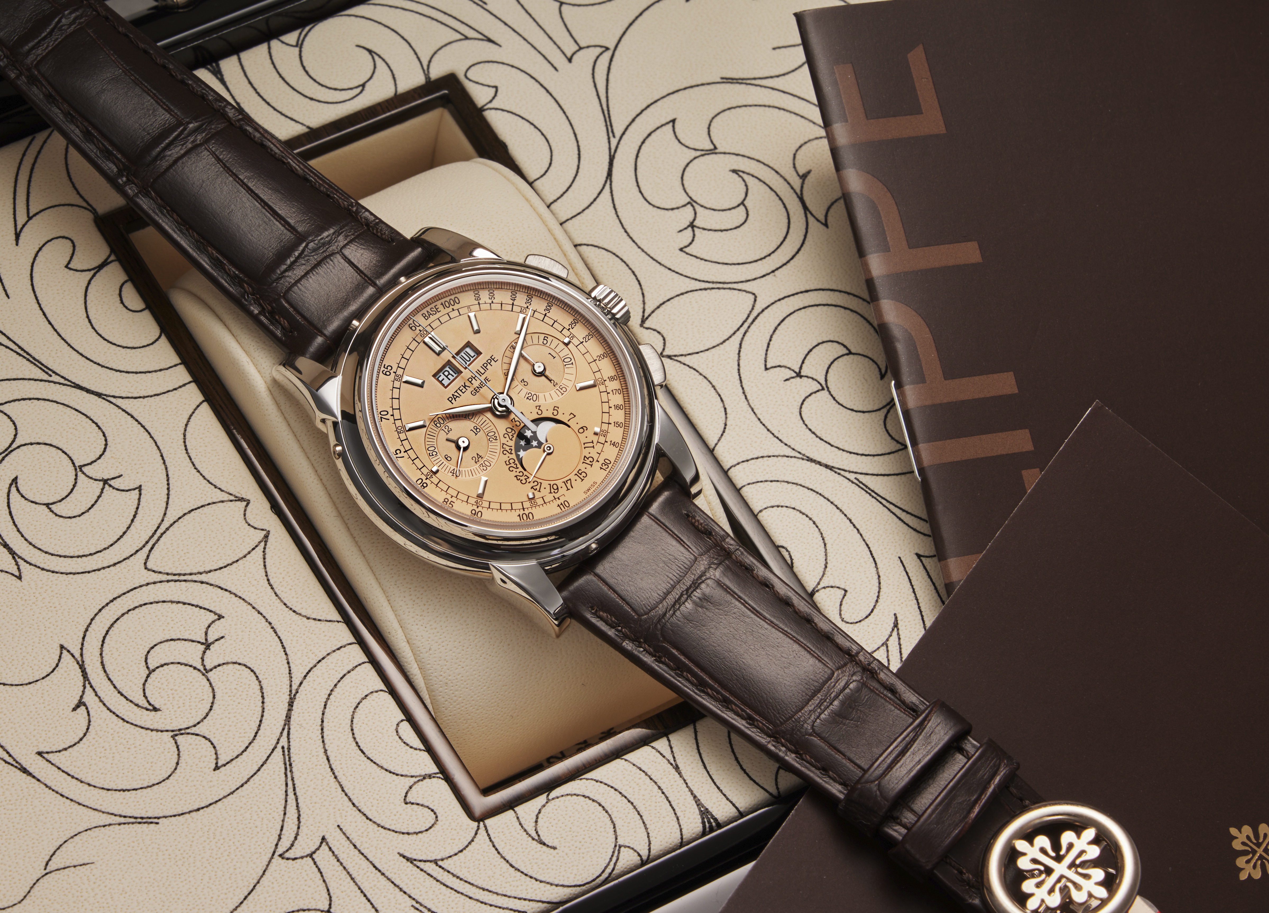 Discover Old Patek Philippe Watches: A Guide to Vintage Timepieces