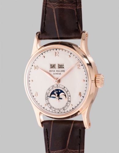 Patek Philippe 1526: The Rare 18K Pink Gold Perpetual Calendar Watch