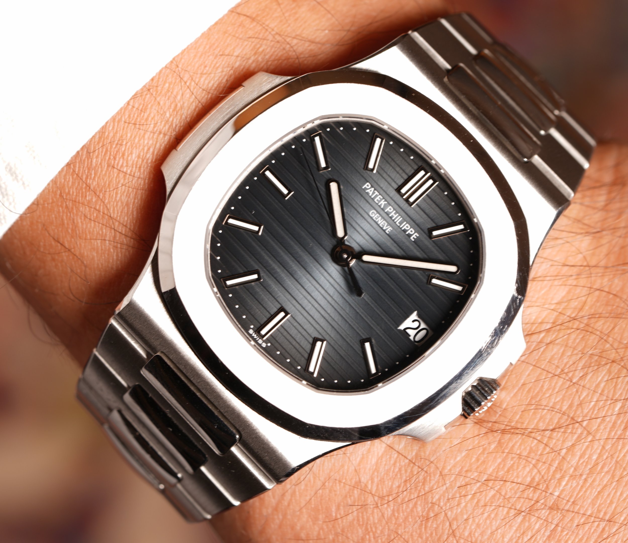 How to Sell Your Patek Philippe Watch: Expert Tips and Services