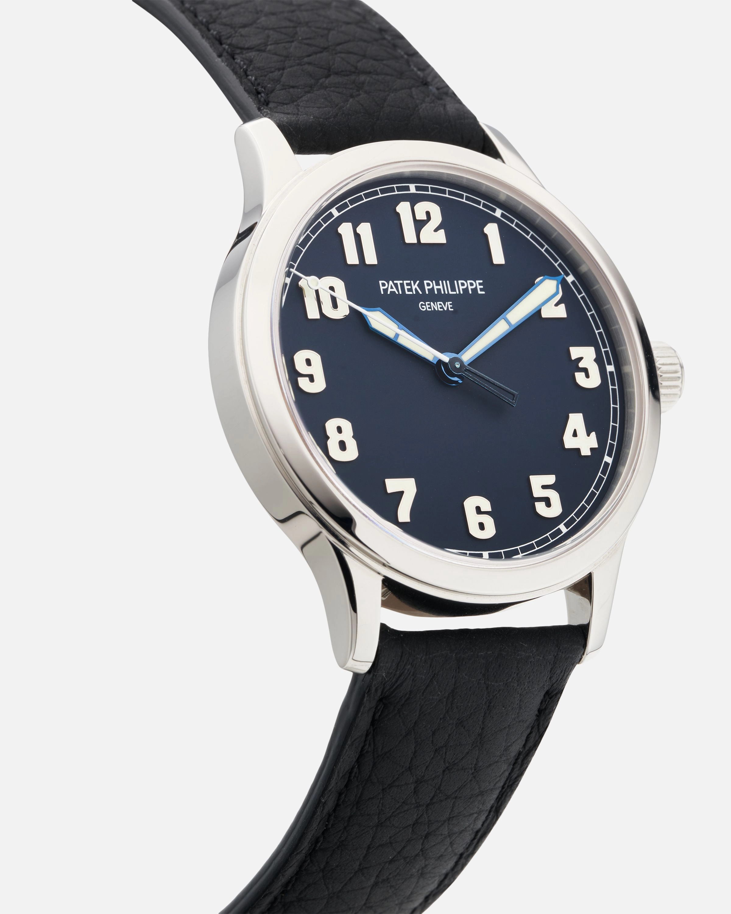 Patek Philippe 5522A-001 Calatrava Pilot Watch: Limited New York Release