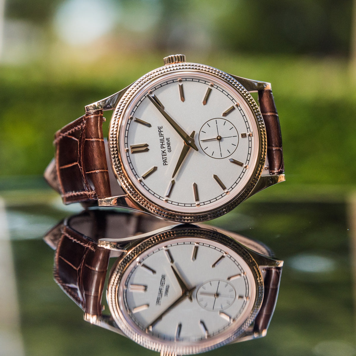 Patek Philippe Mens Calatrava: A Timeless Luxury Watch Investment