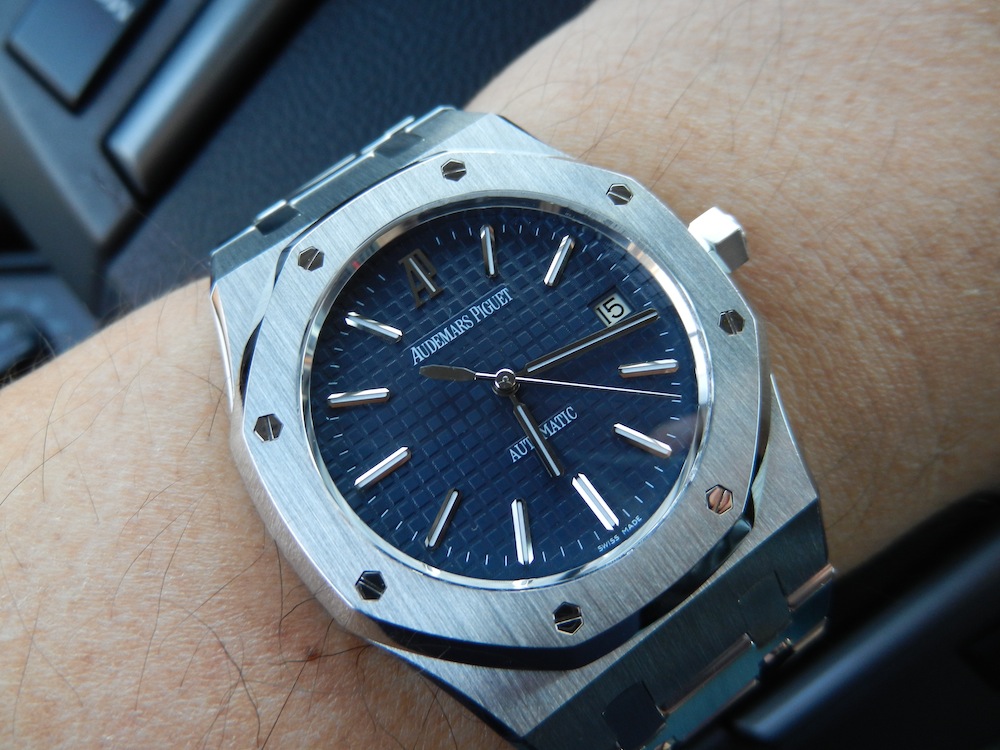 Audemars Piguet 15300 Review: The Timeless Royal Oak Classic