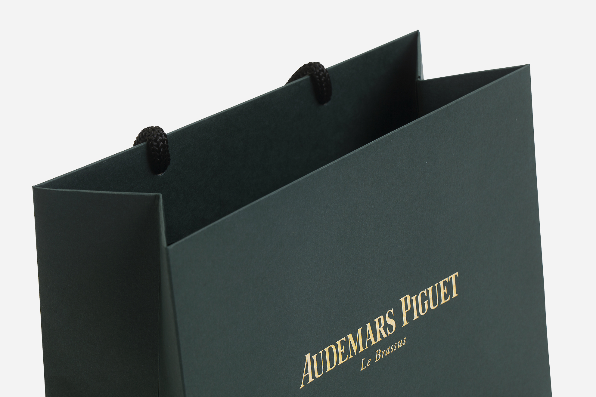 Discover Stylish Audemars Piguet Shopping Bags – Perfect for Every Occasion